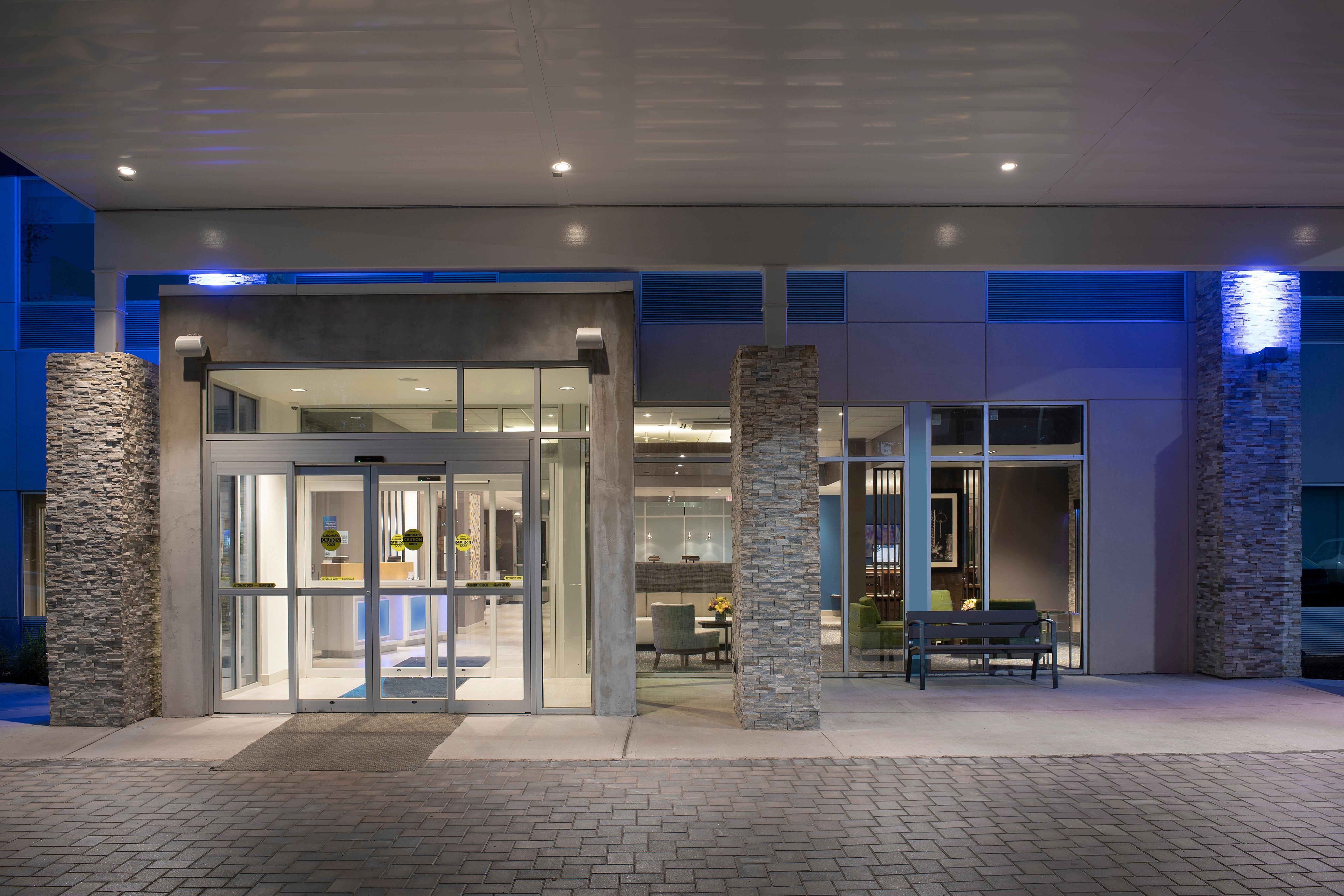Holiday Inn Express & Suites - North Brunswick By Ihg Luaran gambar