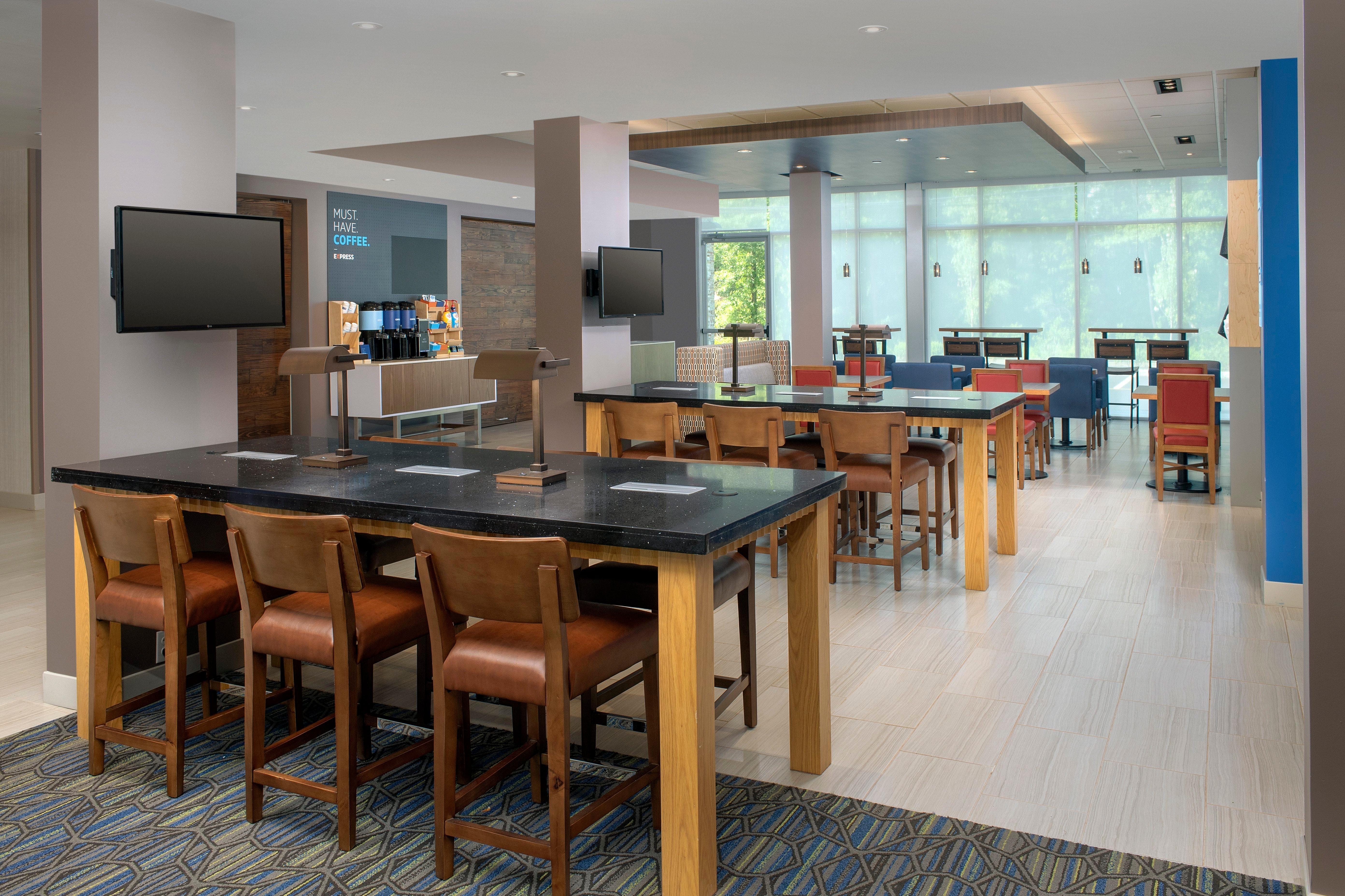 Holiday Inn Express & Suites - North Brunswick By Ihg Luaran gambar